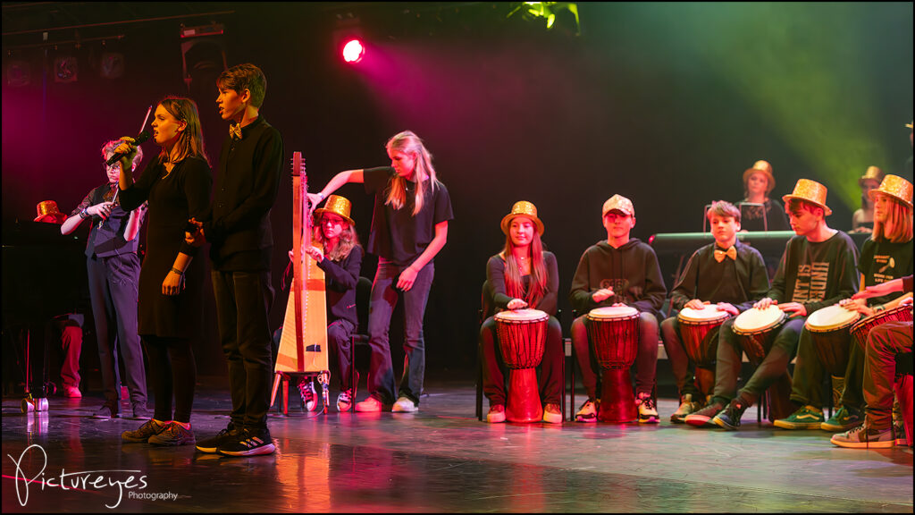 Gregorius show 2024 van St Gregorius met leerlingen van Descart & Waldorf